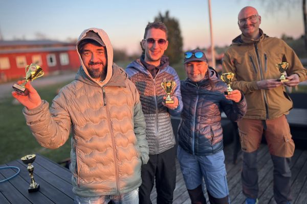Dubbelvinst för Fenix när tävlingssäsongen drog igång på Ålleberg